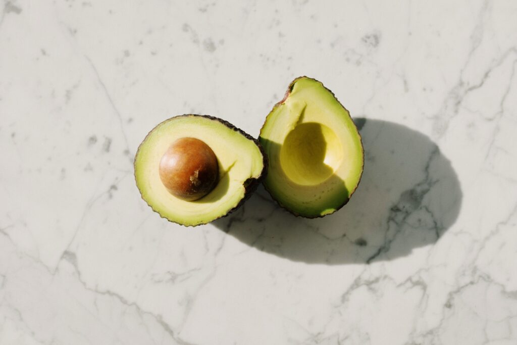 Weight loss foods: avocado.